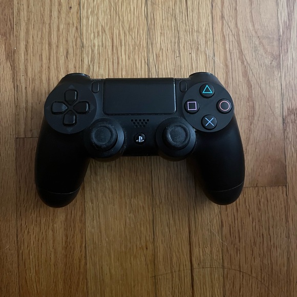 PlayStation 4 controller - Used (Like new) - Picture 1 of 1